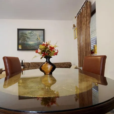 Apartment Glomazic *